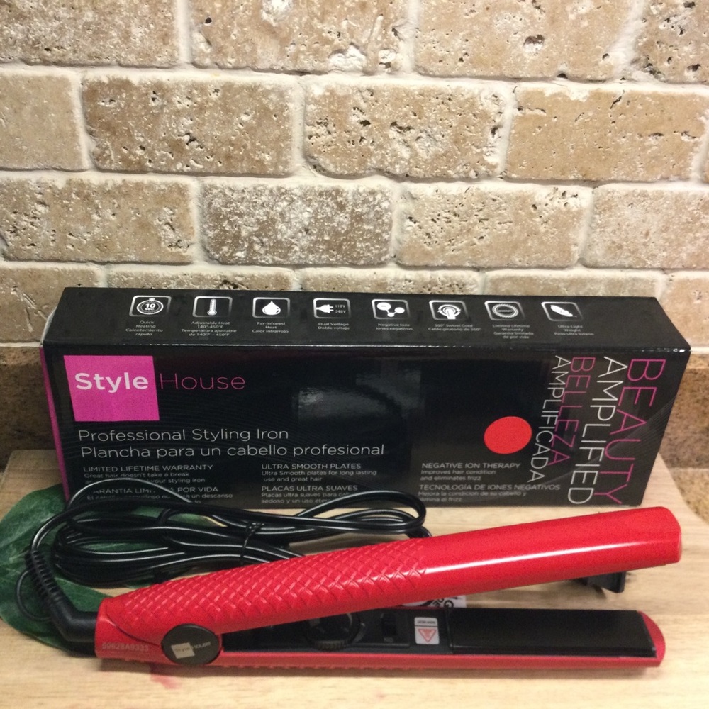 New Red Style House Hair Straightener